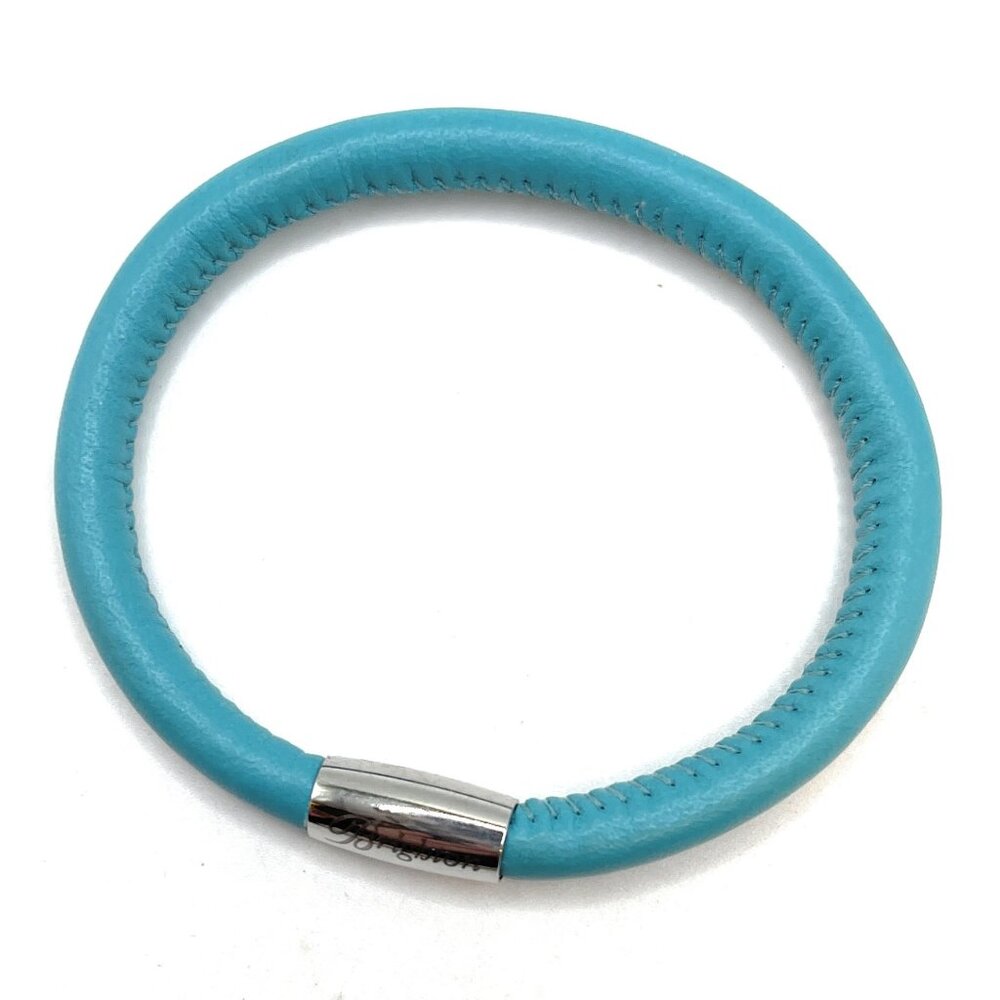 Brighton Woodstock Teal Bracelet - 9439 this thick leather bracelet is totally c
